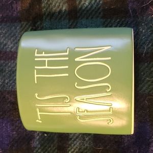 NWT Rae Dunn Christmas Toothbrush Holder